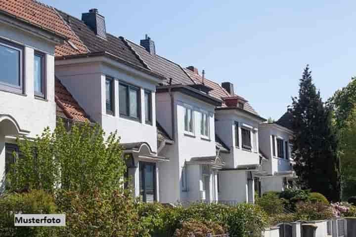 House for sale in Waldkraiburg, Germany