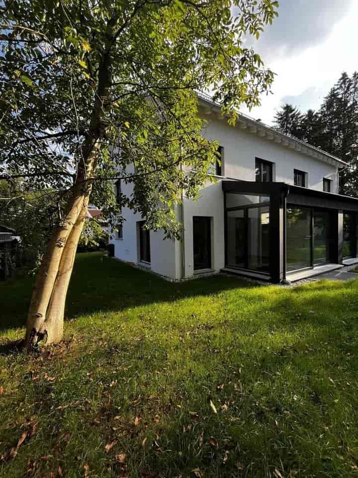 House for rent in Baierbrunn                   - Bayern, Germany