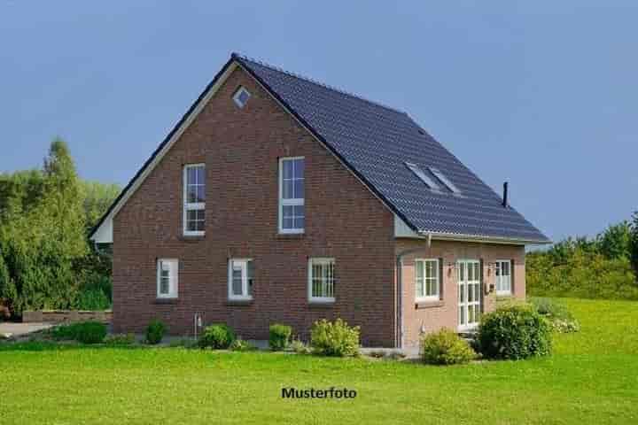 House for sale in Neunkirchen-Seelscheid, Germany