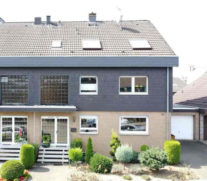 House for sale in Oer-Erkenschwick                   - Nordrhein-Westfalen, Germany