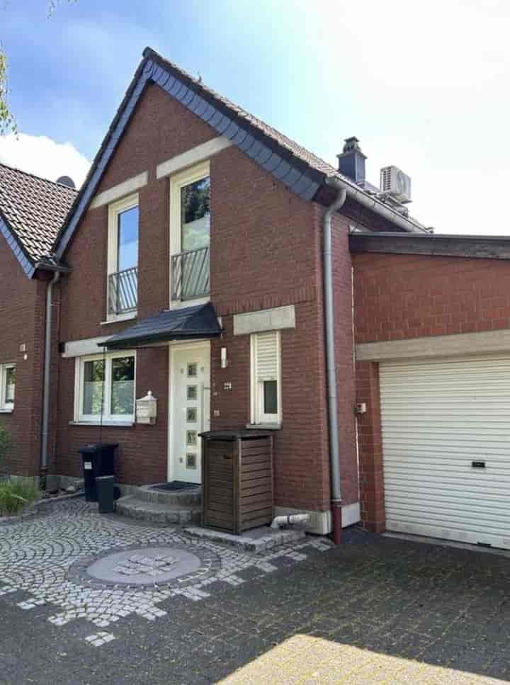 House for sale in Allee 228                   47249 Duisburg                   - Nordrhein-Westfalen, Germany