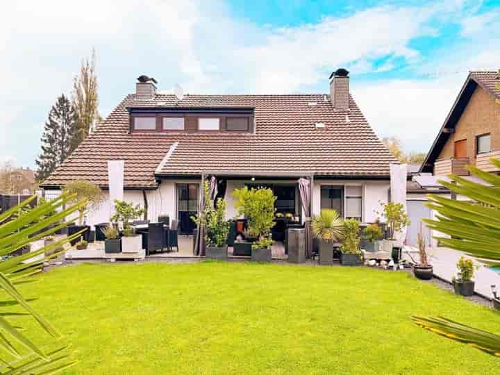 House for sale in Duisburg                   - Nordrhein-Westfalen, Germany