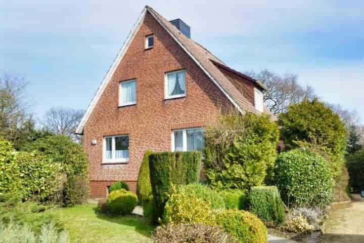 House for sale in Hoisdorf                   - Schleswig-Holstein, Germany