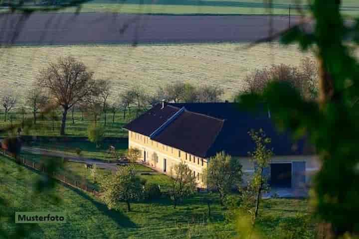 Building for sale in Liebschutzberg, Germany