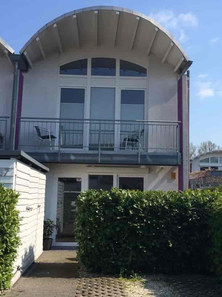 House for sale in Heerdter Feld 37                   40549 Dusseldorf                   - Nordrhein-Westfalen, Germany