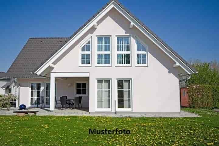 House for sale in Berglern, Germany