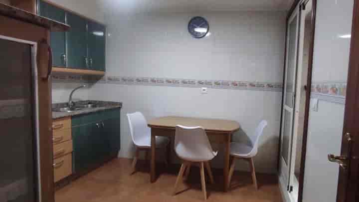 3 bedrooms apartment for rent in Cangas, Spain