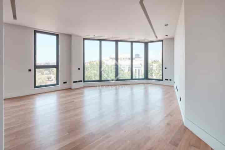 2 bedrooms apartment for sale in Madrid, Spain