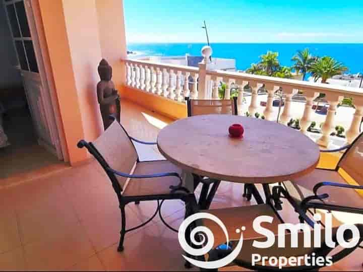 2 bedrooms apartment for rent in Santiago del Teide, Spain