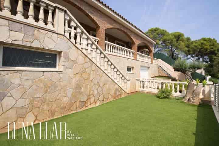 5 bedrooms house for sale in Castelldefels, Spain