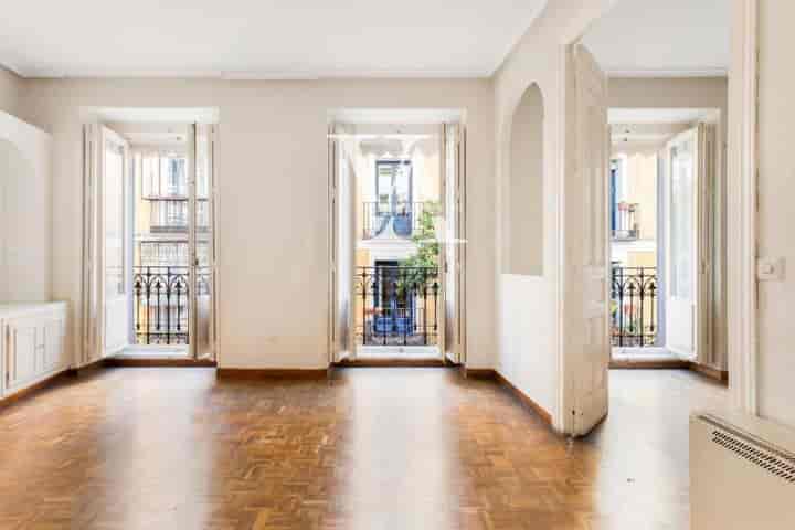 3 bedrooms apartment for sale in Centro, Spain