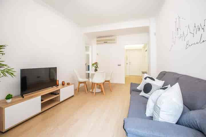 3 bedrooms apartment for rent in Sagrada Familia, Spain