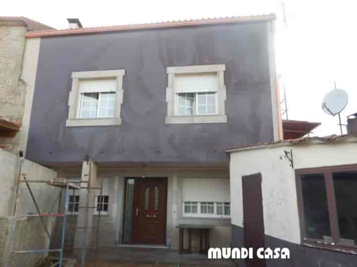 6 bedrooms house for sale in Corunna, Spain