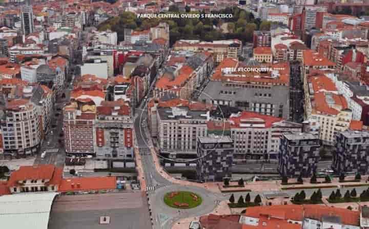 2 bedrooms apartment for sale in Oviedo, Spain