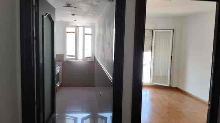 2 bedrooms apartment for rent in Centro quarter, Spain