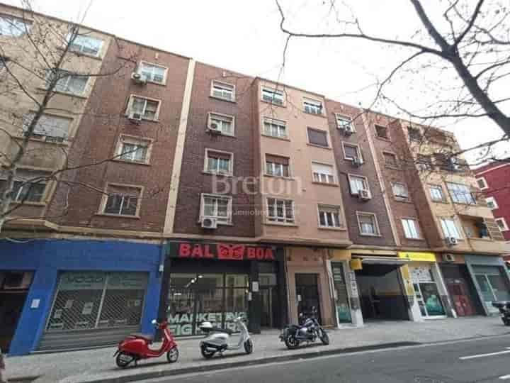 2 bedrooms apartment for rent in Universidad, Spain