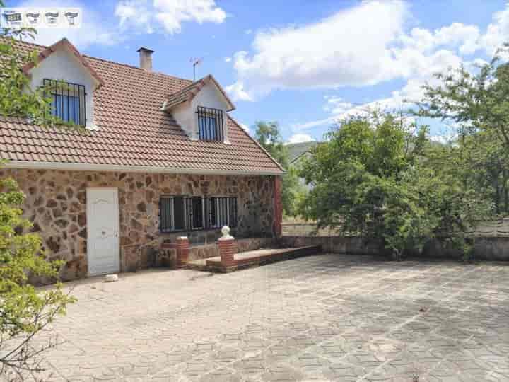 4 bedrooms house for sale in El Espinar, Spain