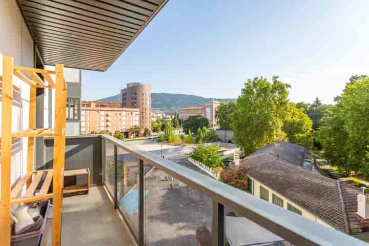 3 bedrooms apartment for rent in Pamplona, Spain