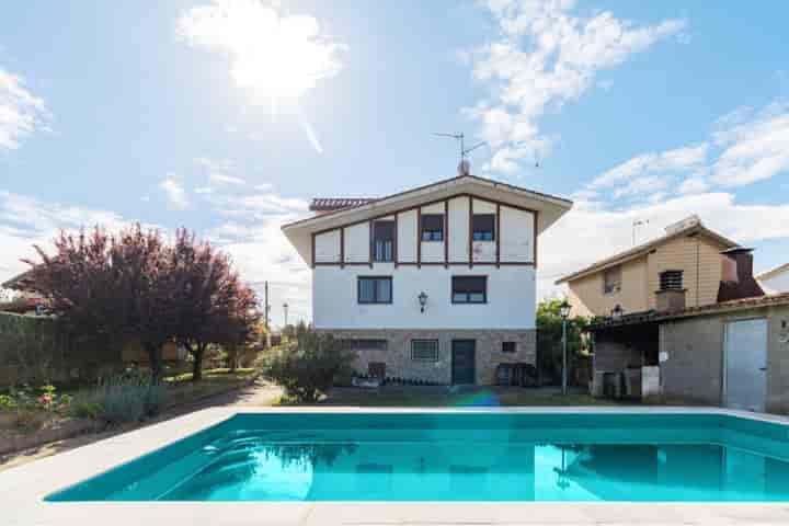 4 bedrooms house for sale in Logrono county, Spain