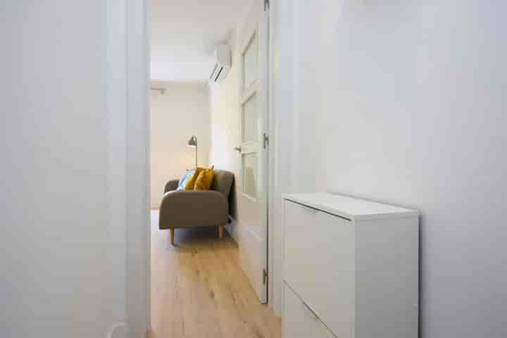 3 bedrooms apartment for rent in Barcelona, Spain