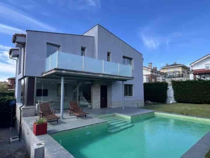 4 bedrooms house for sale in Santander, Spain