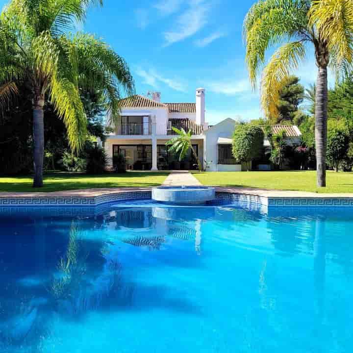 6 bedrooms house for rent in Marbella, Spain