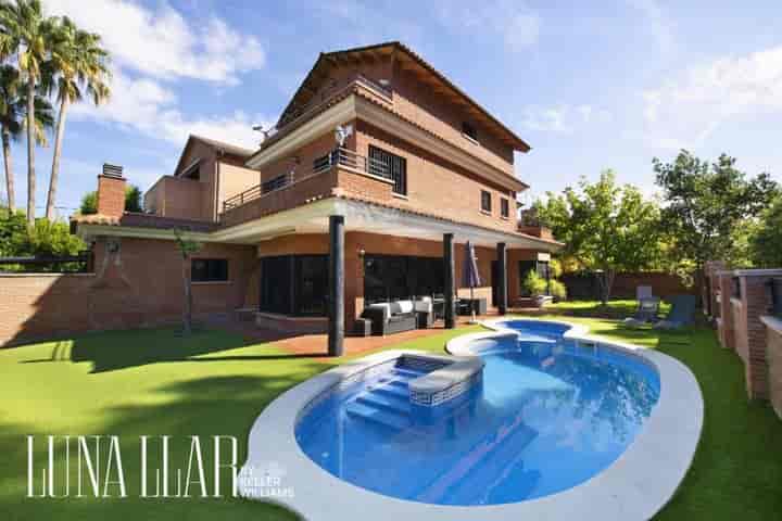 6 bedrooms house for sale in Castelldefels, Spain