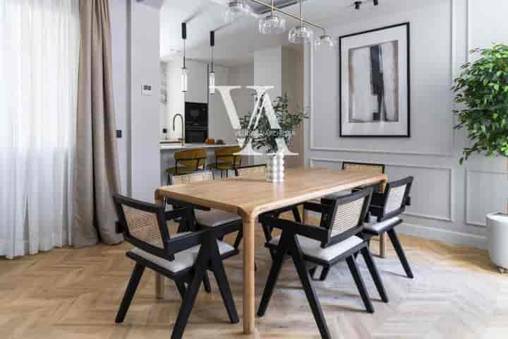 2 bedrooms apartment for sale in Madrid, Spain