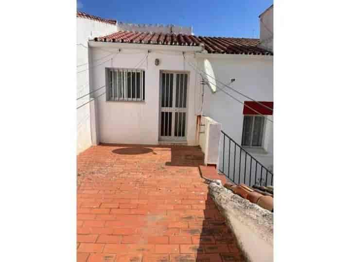 9 bedrooms house for sale in Estepona, Spain