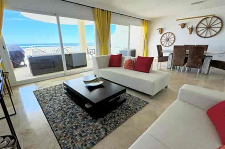 3 bedrooms apartment for sale in Estepona, Spain