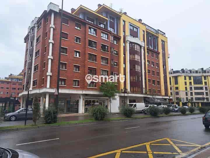 3 bedrooms apartment for sale in Oviedo, Spain