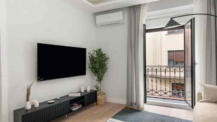 3 bedrooms apartment for sale in Centro, Spain