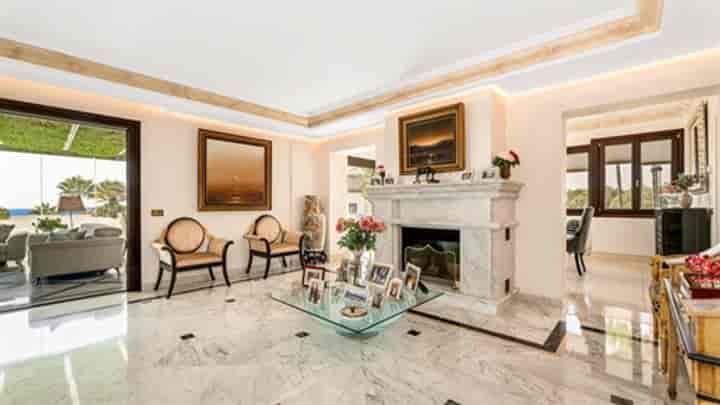 4 bedrooms apartment for sale in Marbella, Spain