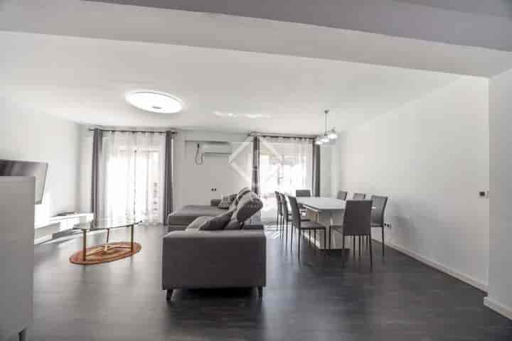 3 bedrooms apartment for rent in Valencia, Spain