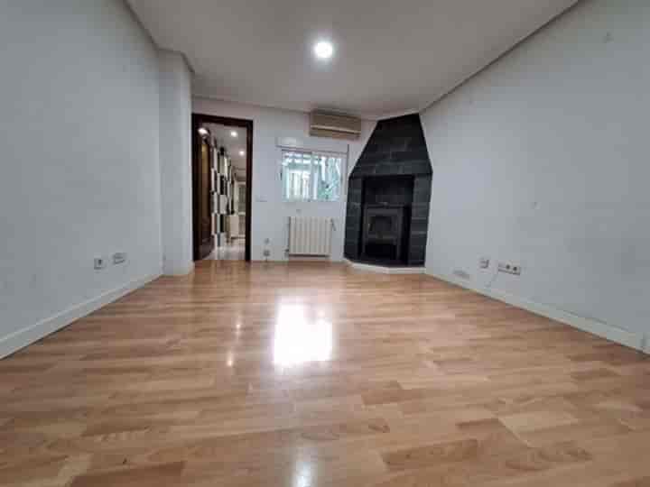 2 bedrooms house for sale in Madrid, Spain