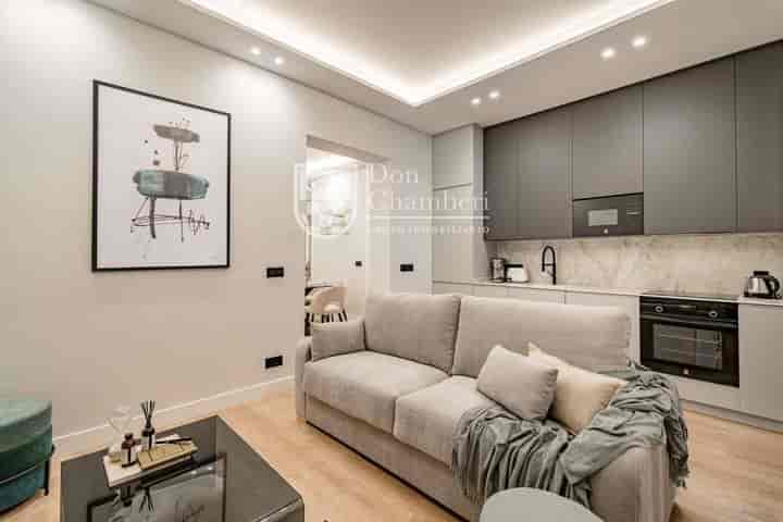 3 bedrooms apartment for sale in Centro, Spain