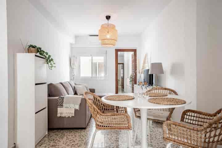 2 bedrooms house for rent in Estepona, Spain