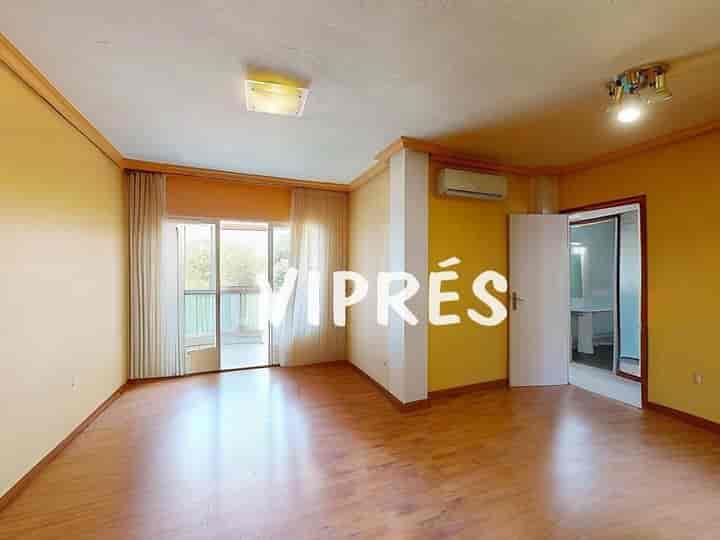 3 bedrooms apartment for sale in Caceres‎, Spain