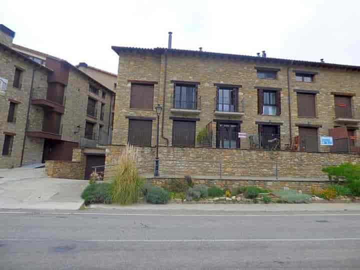 2 bedrooms apartment for rent in Huesca, Spain