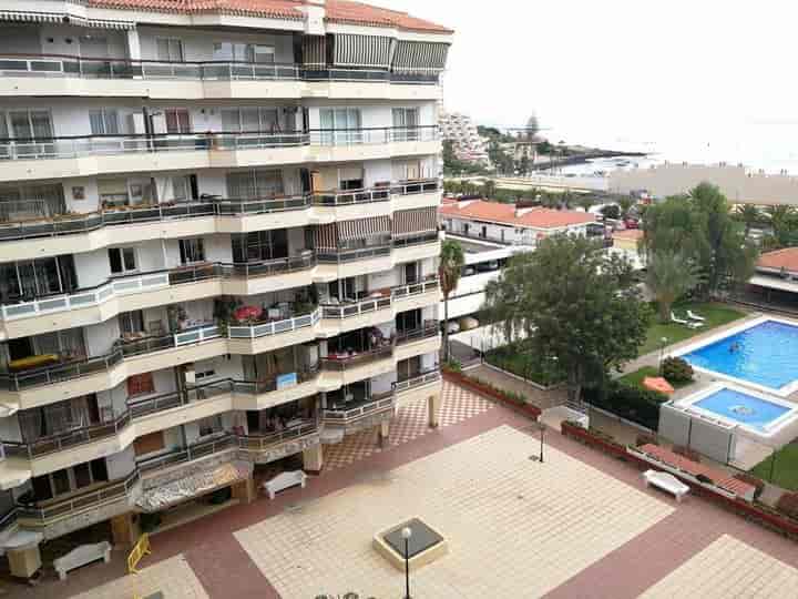 3 bedrooms apartment for rent in Los Cristianos, Spain