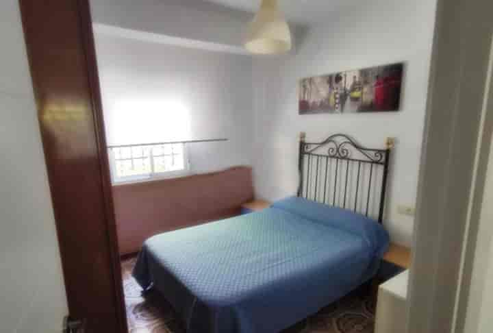 3 bedrooms apartment for rent in Granada, Spain