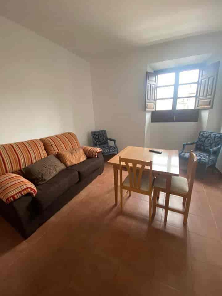 4 bedrooms apartment for rent in Beiro, Spain