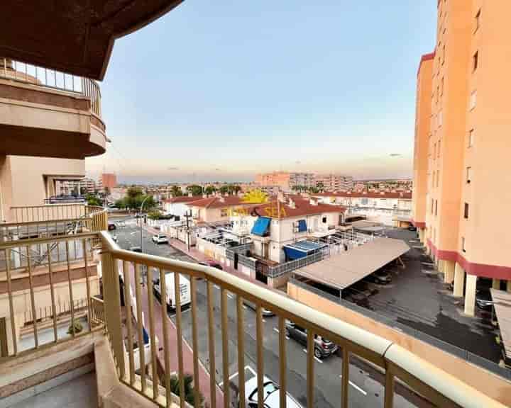 3 bedrooms apartment for rent in Santa Pola, Spain