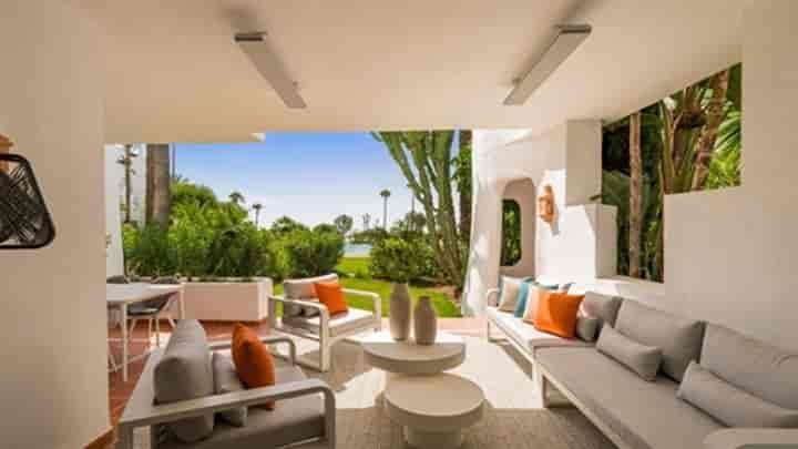 3 bedrooms apartment for sale in Estepona, Spain