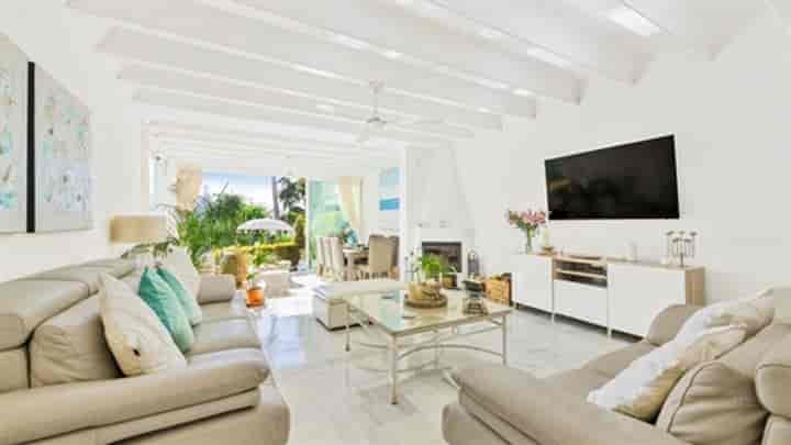 3 bedrooms house for sale in Marbella, Spain