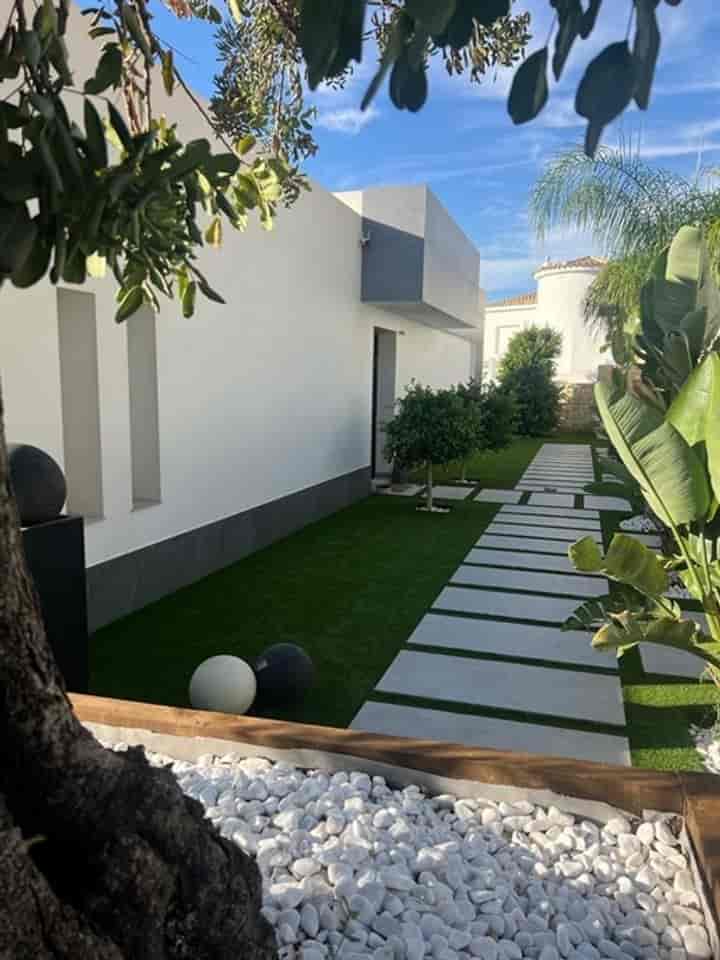 4 bedrooms house for sale in Moraira, Spain