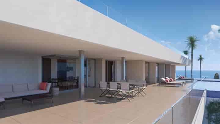 6 bedrooms house for sale in Cumbre del Sol, Spain