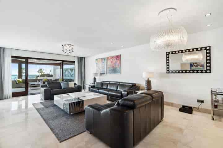 3 bedrooms house for sale in Estepona, Spain