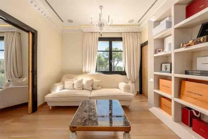 7 bedrooms house for sale in Hacienda las Chapas, Spain