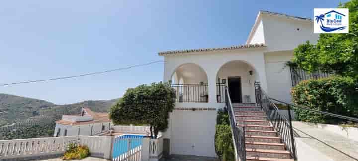 4 bedrooms house for sale in La Axarquia, Spain